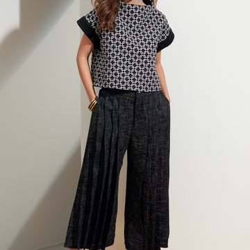 Vogue Misses' Top and Pants V1868 - Sewing Pattern