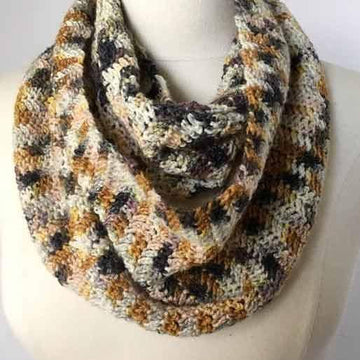 Autumn Transitions Cowl