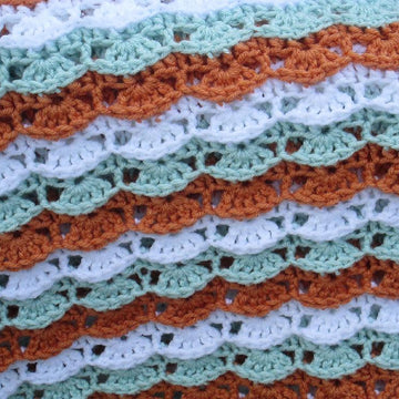 Wavy Shells Blanket