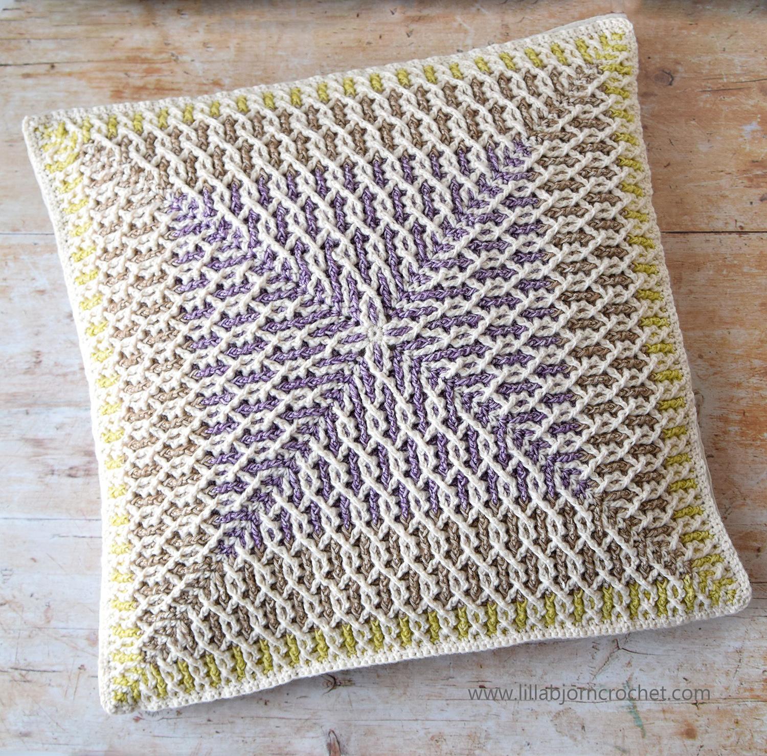 Brioche Infinity Pillow