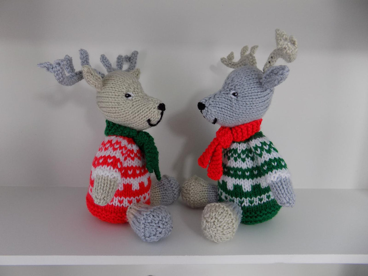 Scandi Christmas Reindeer Pair