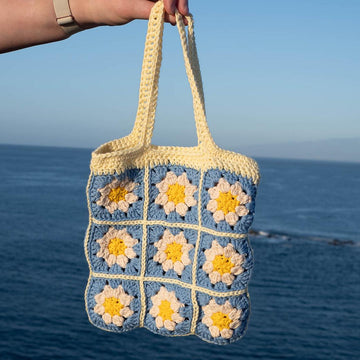 Daisy Granny Square Bag