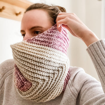 Trailhead Crochet Cowl Pattern