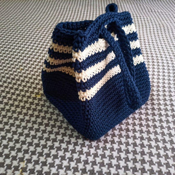 The blue Knot bag