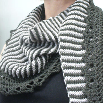 Sencillo Shawlette