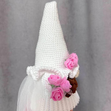 Gnome bride