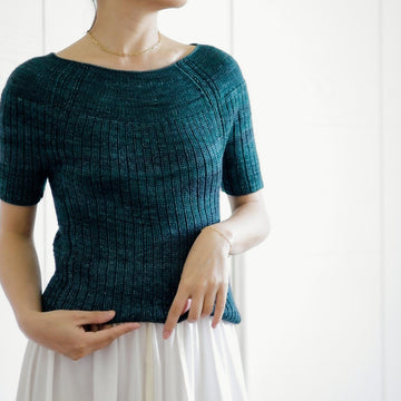 Seashell Sweater Light