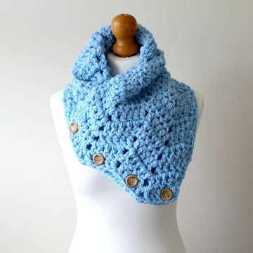 A05 Dahlia Cowl