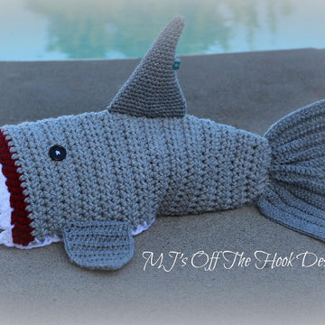 Bulky & Quick Shark Blanket