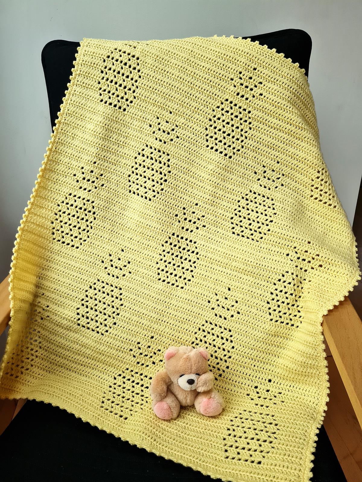 Pineapple Filet Blanket