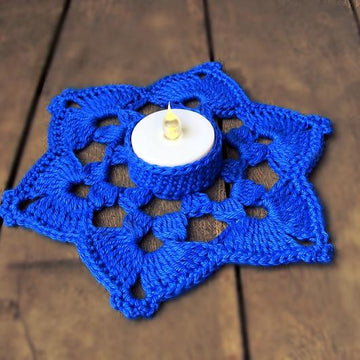Snowflake tealight holder