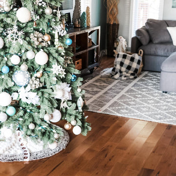 Buttons & Bobbles Tree Skirt