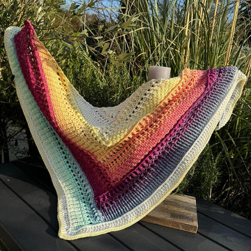 Triangular Scarf "Valeria"