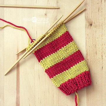 Striped Wristwarmers