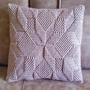 Opera pillow