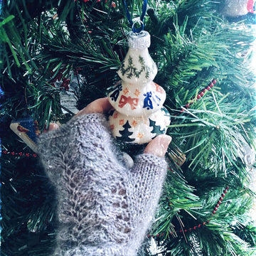 Silver Bells Mittens