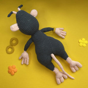 White troll & mouse amigurumi