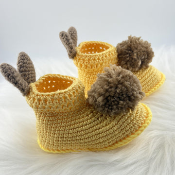Easy Bunny Baby Booties Crochet Pattern – Available in English and Portuguese