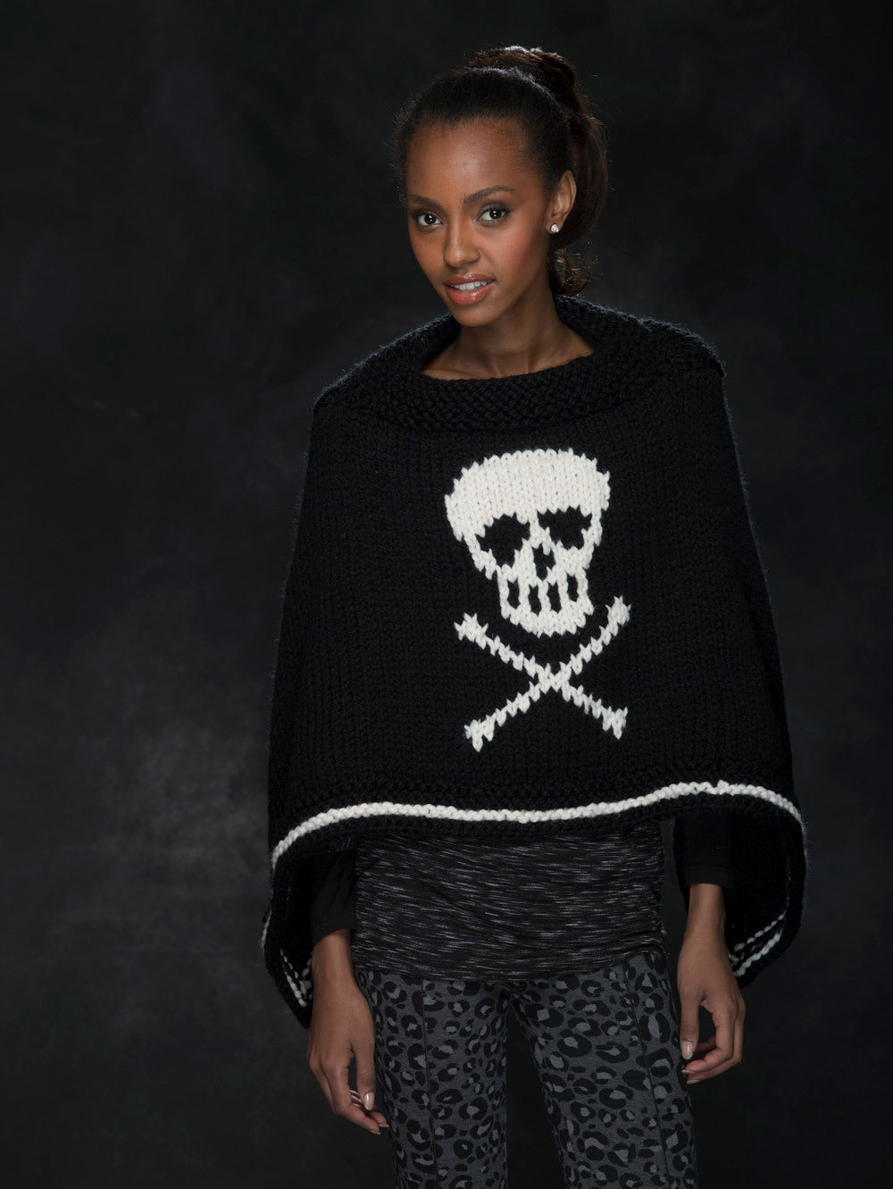 Jolly Roger Poncho in Lion Brand Wool-Ease Thick & Quick - L40331