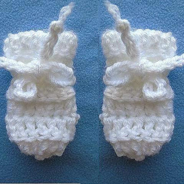 764 BABY BOOTIES, HAT, MITTENS,