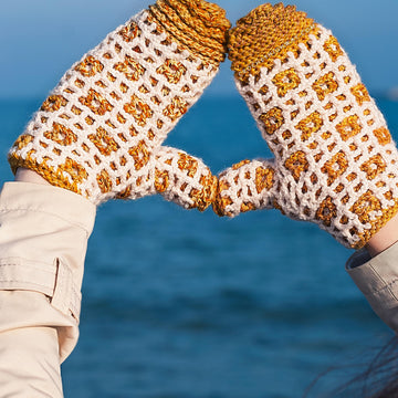 Scorpio Mittens