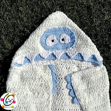 Little Hooded Blanket