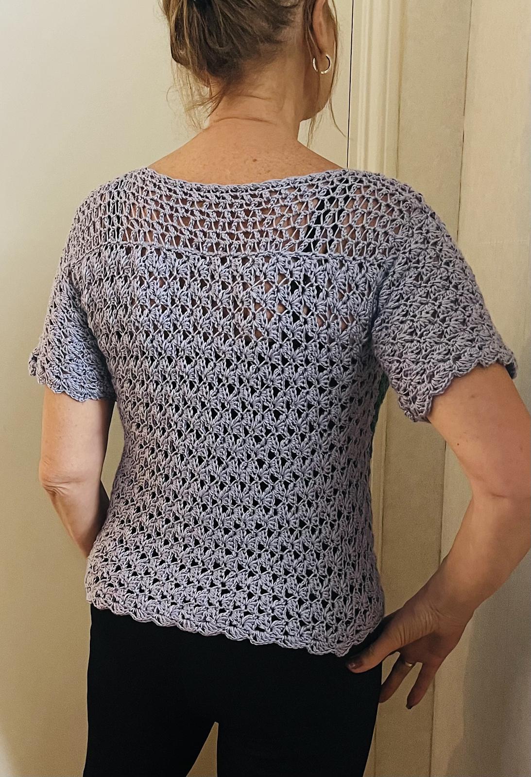 CHARMING LITTLE SWEATER