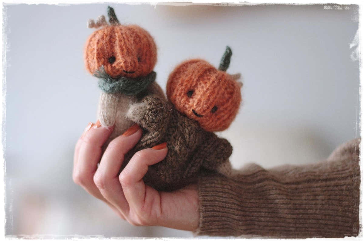 Pumpkin Head Doll, Halloween Knitting Pattern PDF Tutorial