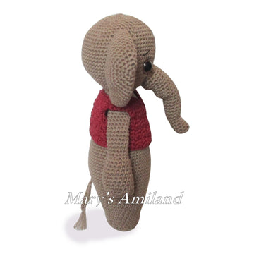 Francis Elephant the Ami
