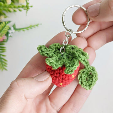 Crochet strawberry pattern, easy crochet keychain NO SEW pattern
