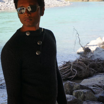 Chum's Pullover