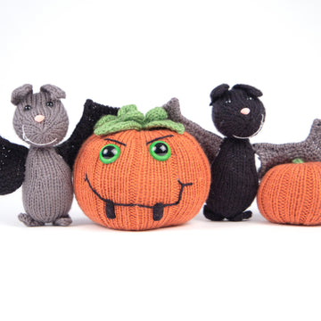 Bats and Pumpkins in Deramores Studio Anti-Pilling DK - Downloadable PDF