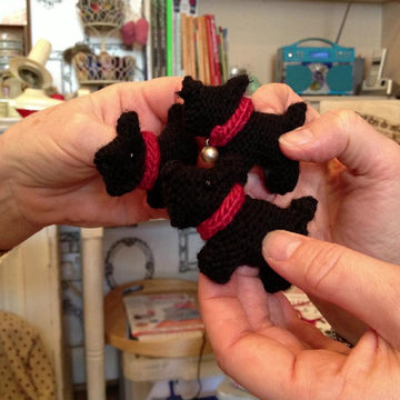 Tiny Scottie Dog