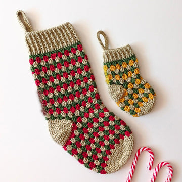 Granny Stitch Christmas Stocking - Crochet Pattern for Advanced Beginners