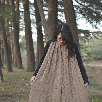 #275 Amelia Stole