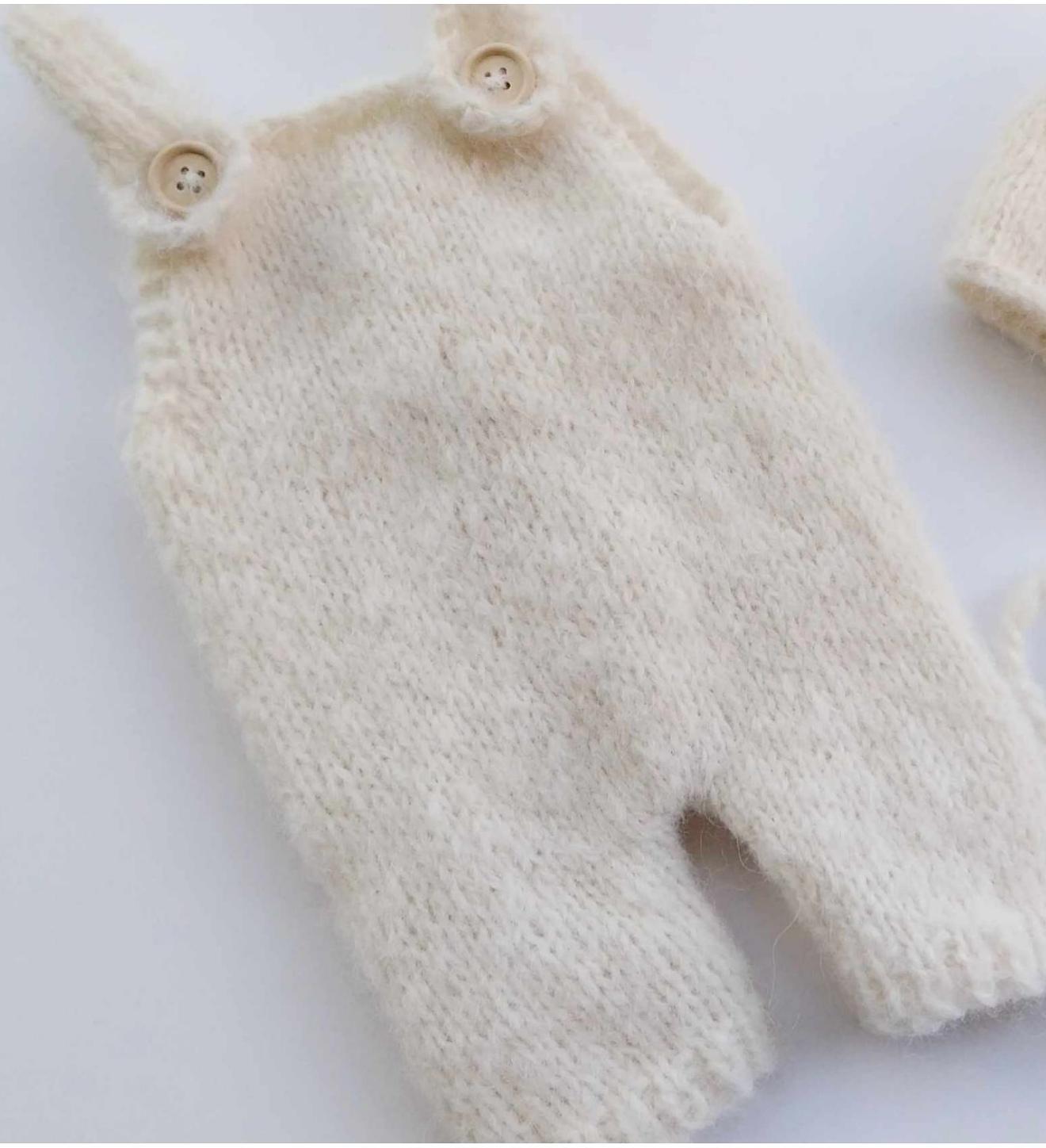 Kelly romper and bonnets