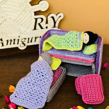 Amigurumi Sofa Bed