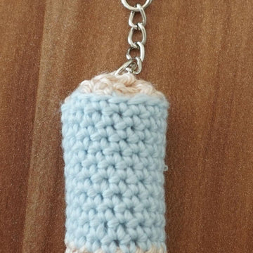 Häkelanleitung für den Schlüsselanhänger Buntstift "Blue" ♥