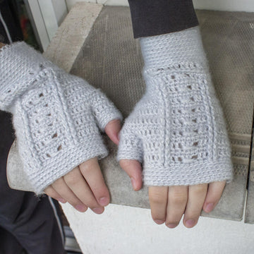 Jewel Urchin Mitts