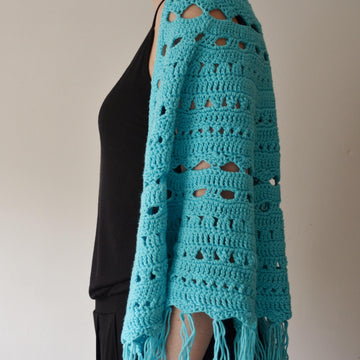 Sandy Fringed Shawlette