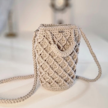Small crossbody bag crochet pattern T32