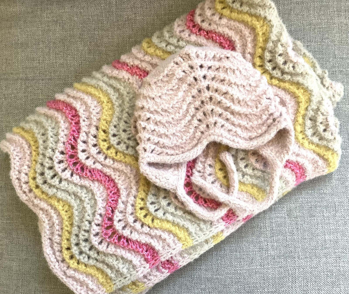 Old Shale Baby Set