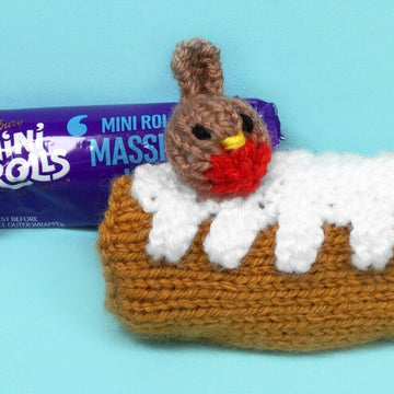 Christmas Yule Log with Robin Mini Roll Cover