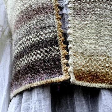OLD GOLD vest