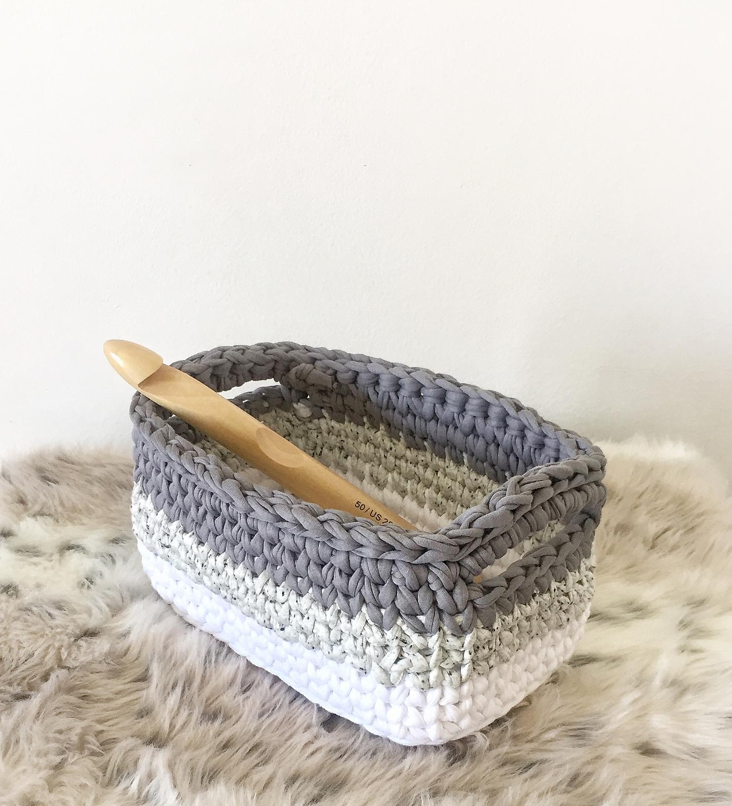 Easy Ombre Rectangle Basket