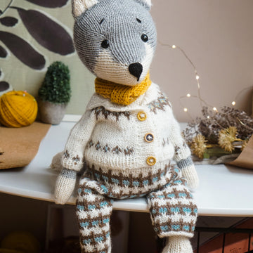 Knitting Pattern - Romantic Style Outfit for large toys