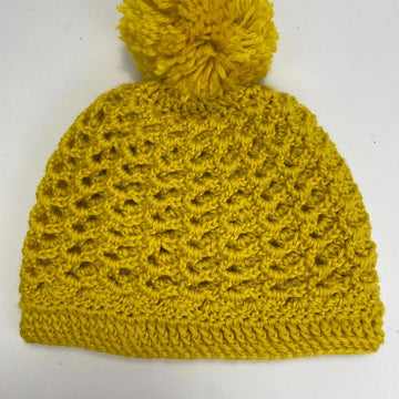 Unique 3D Textured Crochet Hat Pattern - Modern Ladies Fashion Beanie