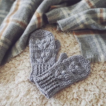 Capra Mittens