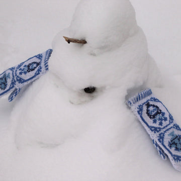 Delft mittens