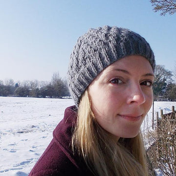 Zigzag Chunky Hat (instructions to work flat)